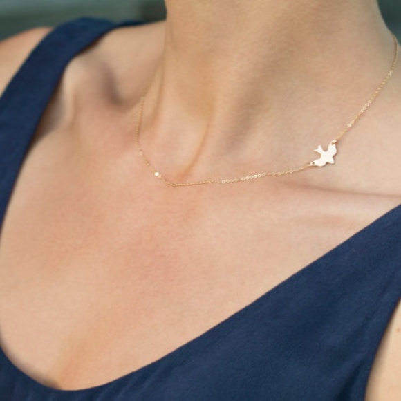 dora boutique Jewelry - Boutique Elegant Bird Choker Necklace